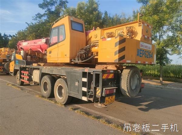 出售三一二十吨国五吊车